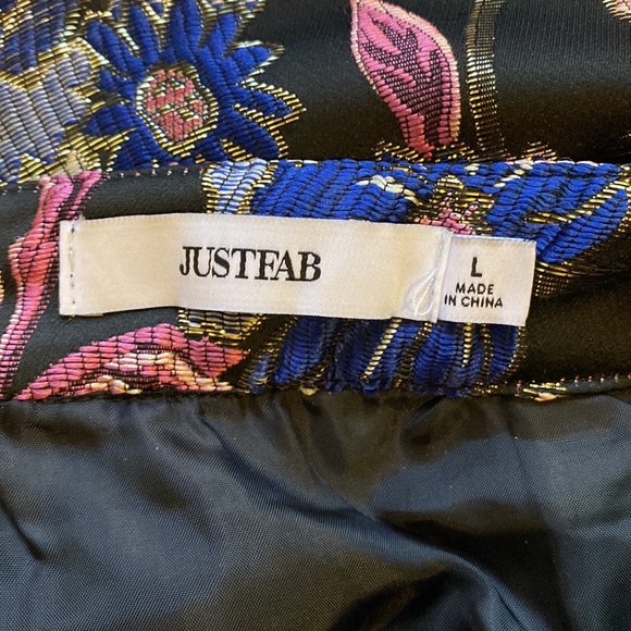 size L JustFab Jacquard Floral Metallic Skirt - Picture 4 of 4